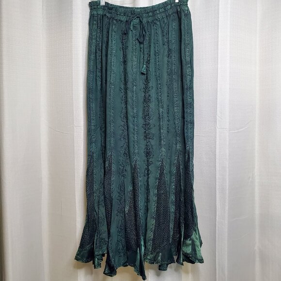 Braja Embroidered Maxi Flowy Scalloped Skirt Size M/L/XL One Size Fits Most - Picture 2 of 11